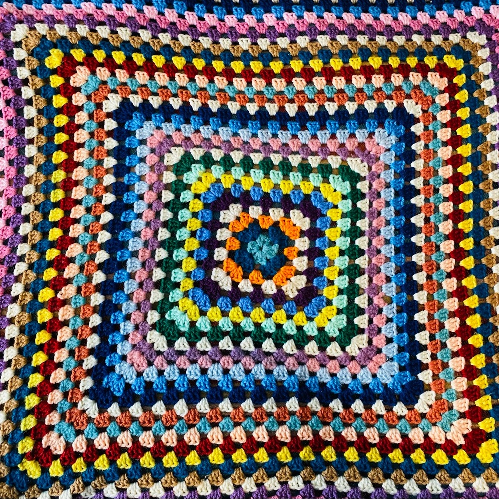 Vintage Granny Square Afghan Blanket - Picture 3 of 4